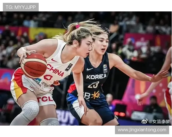 上海女篮与陕西女篮激战正酣谁能在这场对决中笑到最后